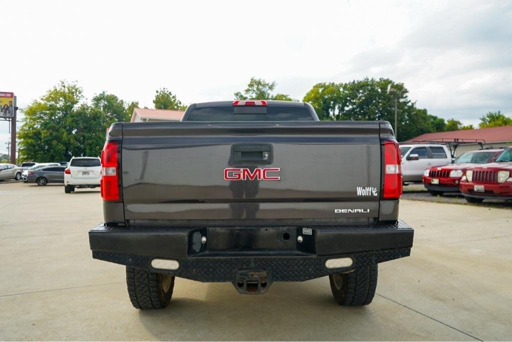 GMC Sierra 2500HD Denali Crew Cab 4WD 2015