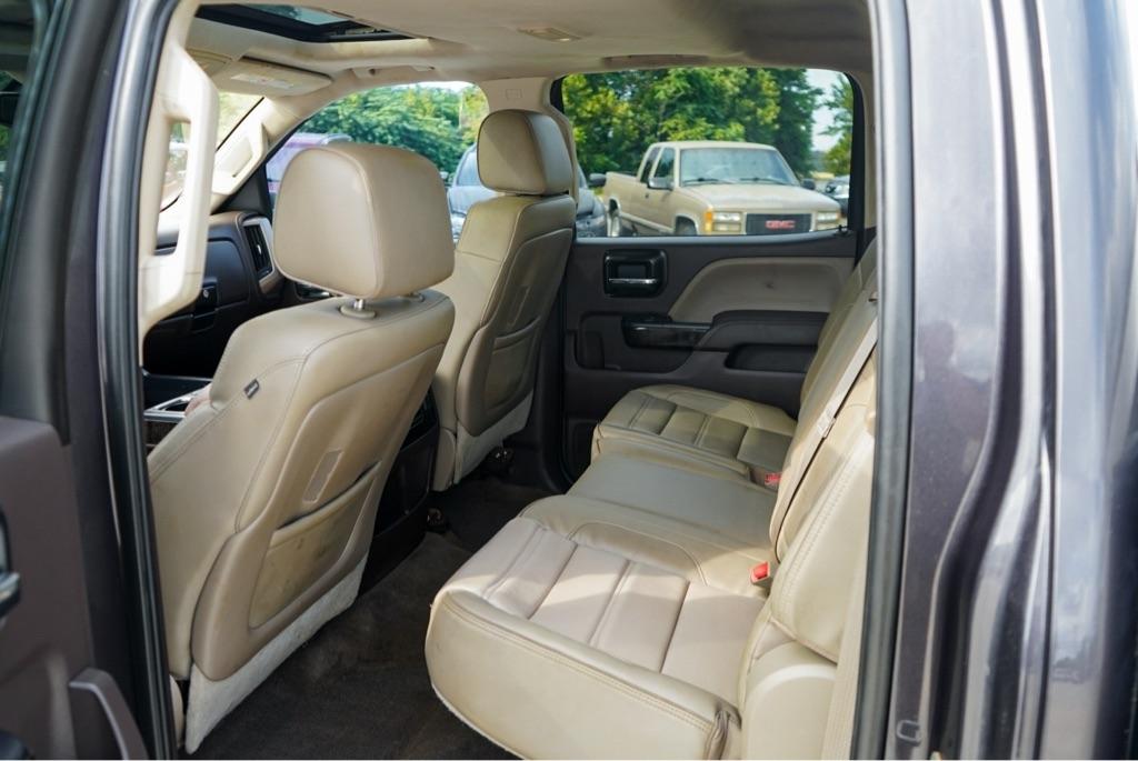 GMC Sierra 2500HD Denali Crew Cab 4WD 2015