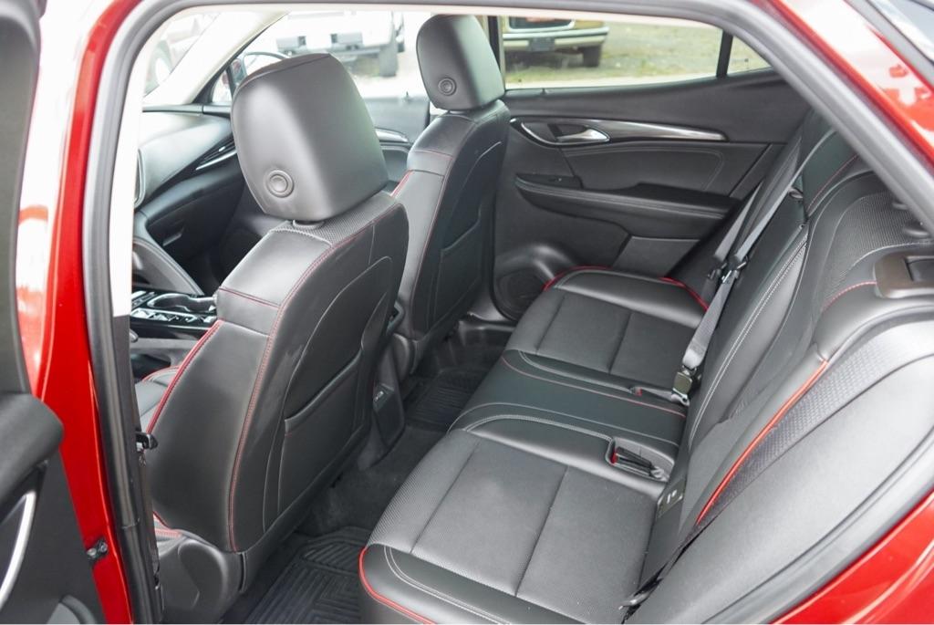 Buick Envision Essense AWD 2023