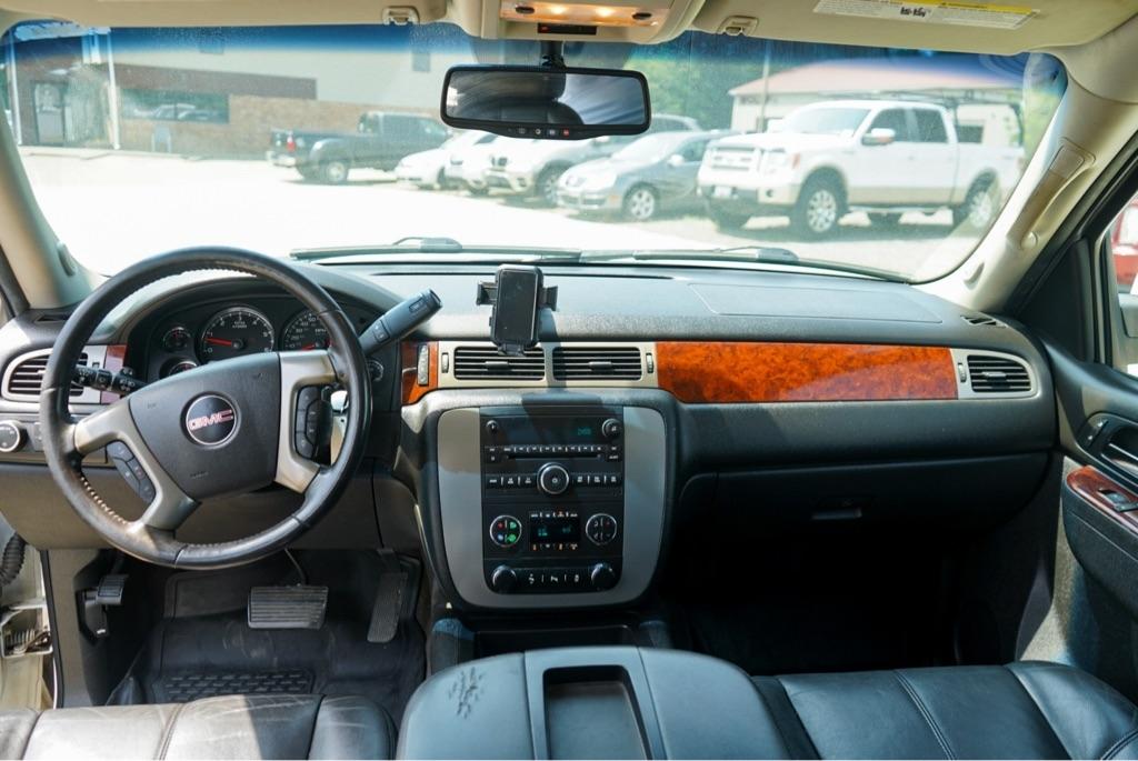 GMC Yukon SLT 4WD 2014