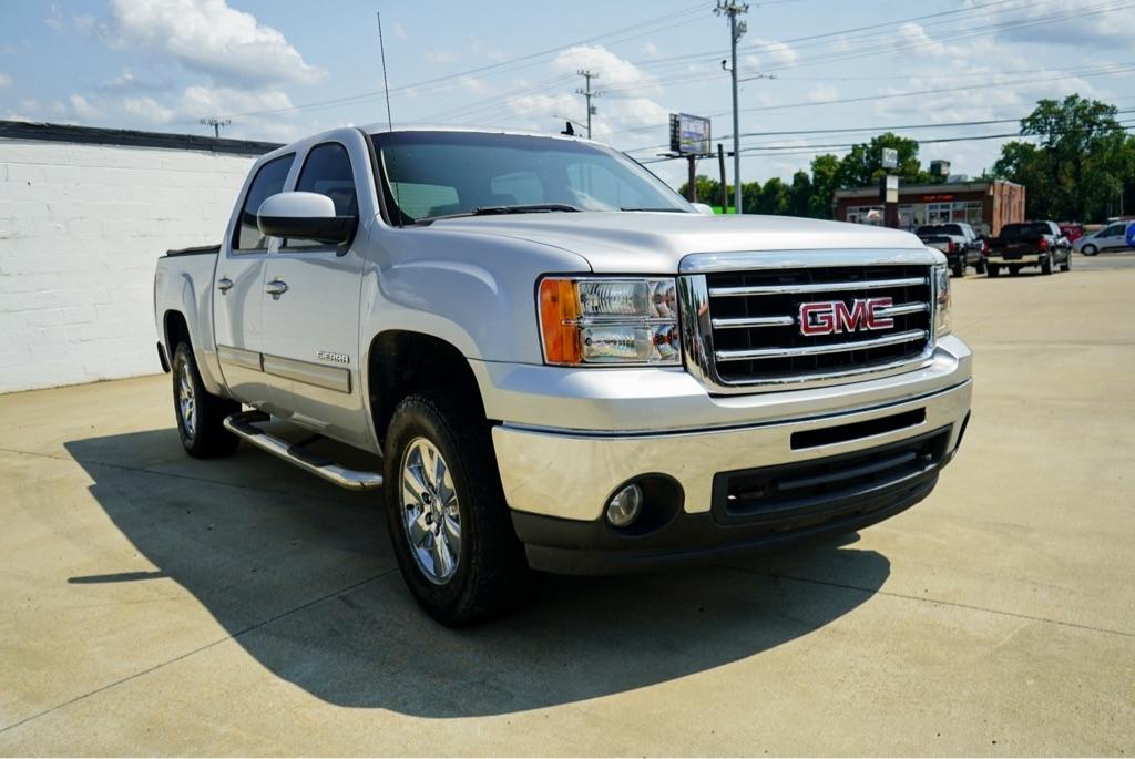 GMC Sierra 1500 SLT Crew Cab 4WD 2013