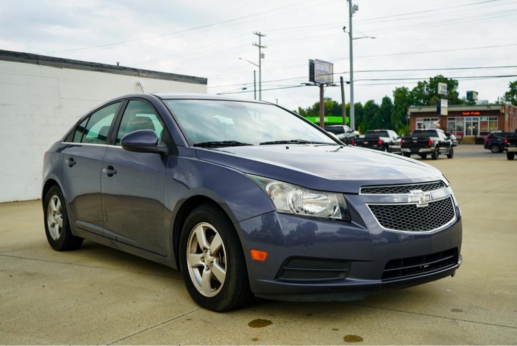 Chevrolet Cruze photo 4