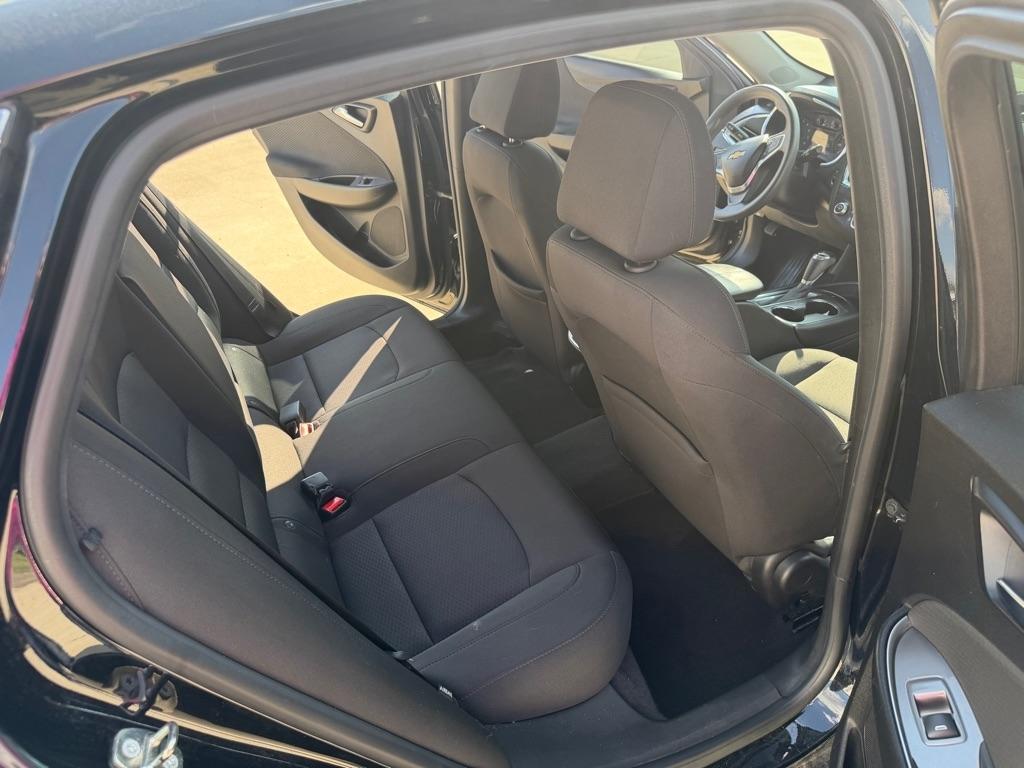 Chevrolet Malibu photo 11