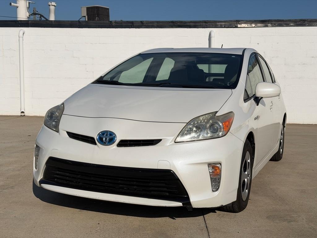 Toyota Prius photo 2