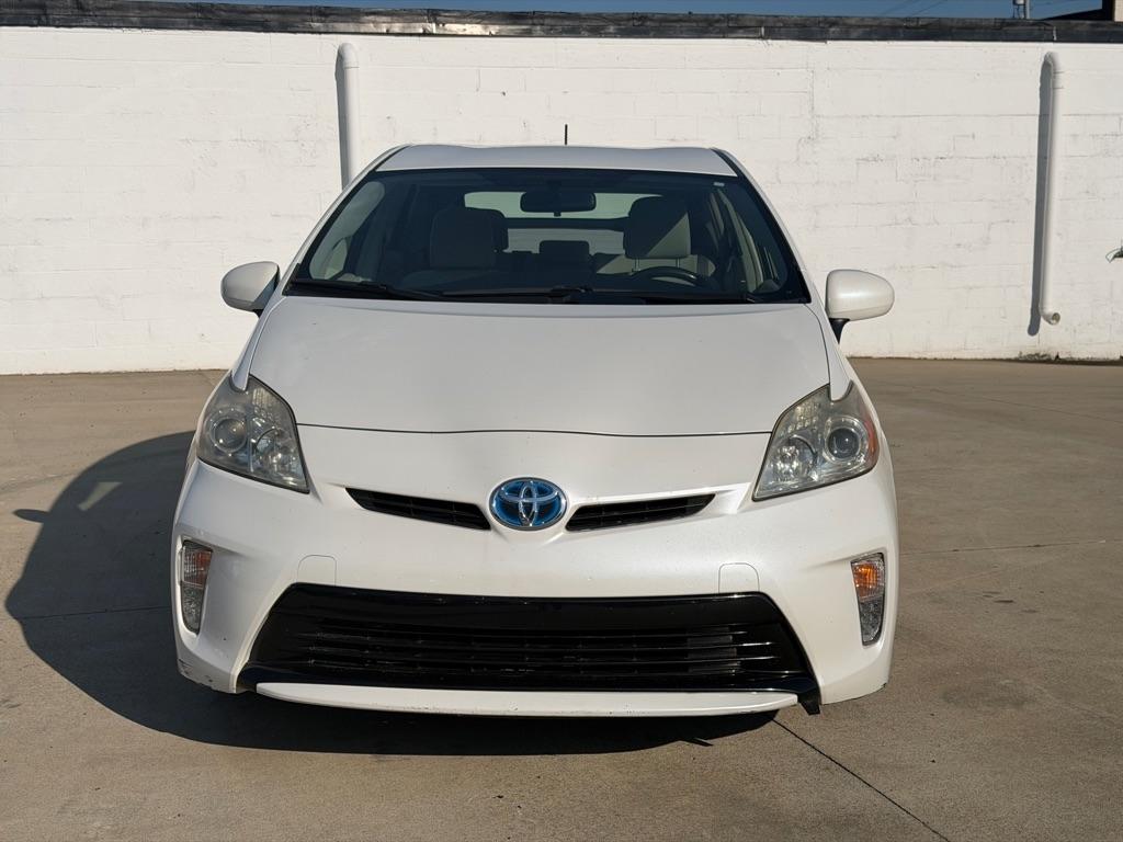 Toyota Prius photo 3