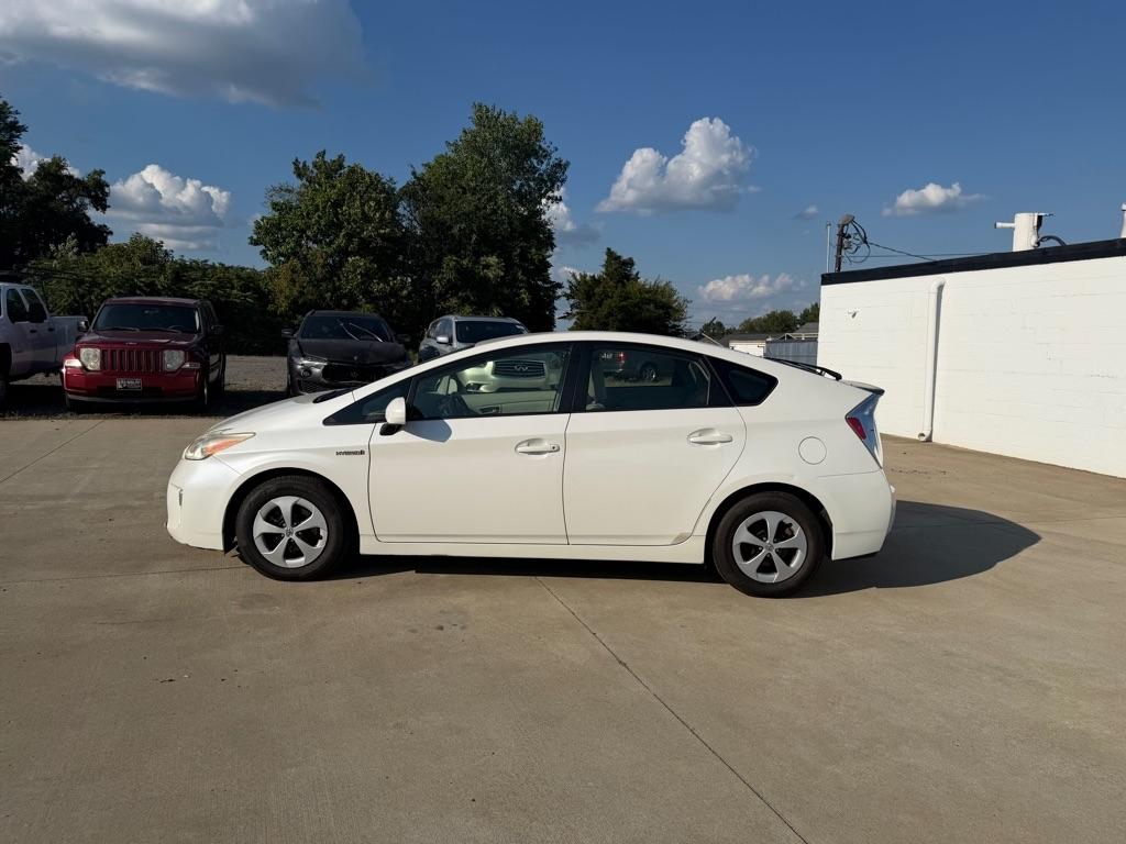 Toyota Prius photo 9