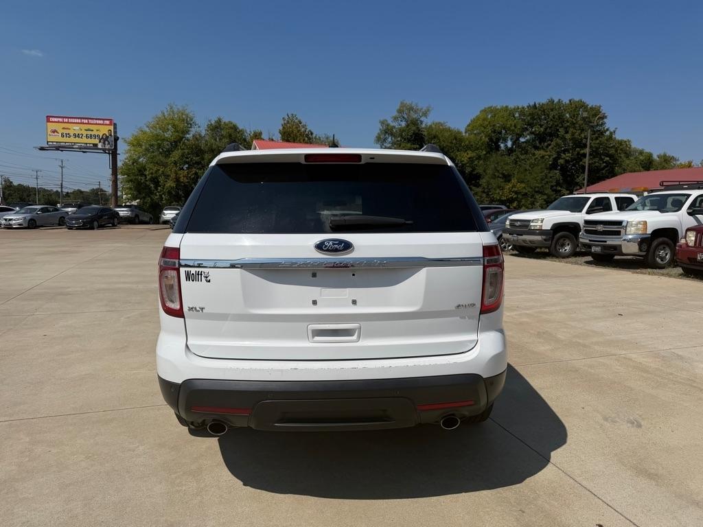 Ford Explorer photo 7