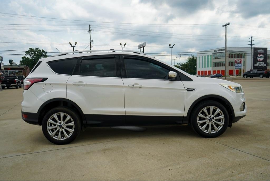 Ford Escape Titanium FWD 2017