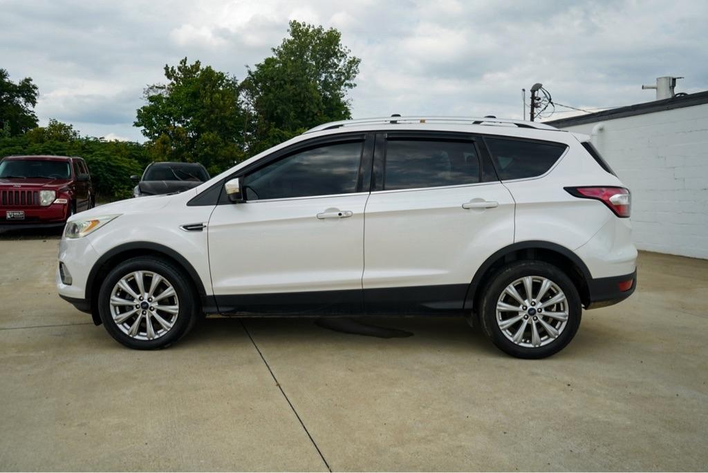 Ford Escape Titanium FWD 2017