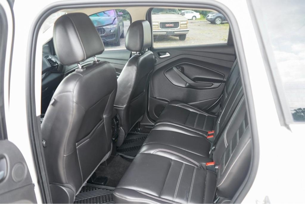 Ford Escape Titanium FWD 2017