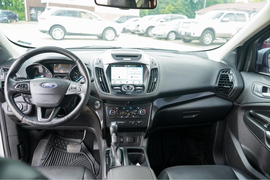 Ford Escape Titanium FWD 2017