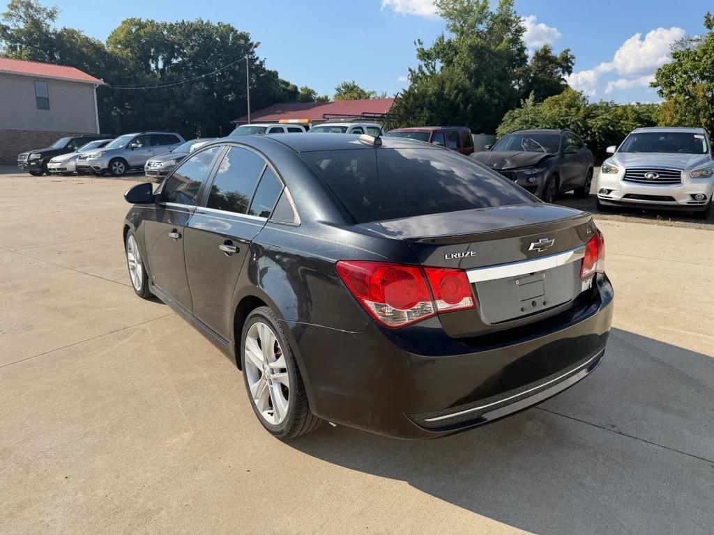 Chevrolet Cruze photo 8