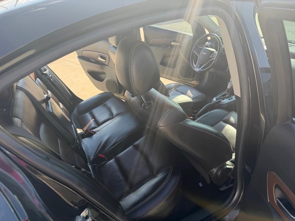 Chevrolet Cruze photo 11