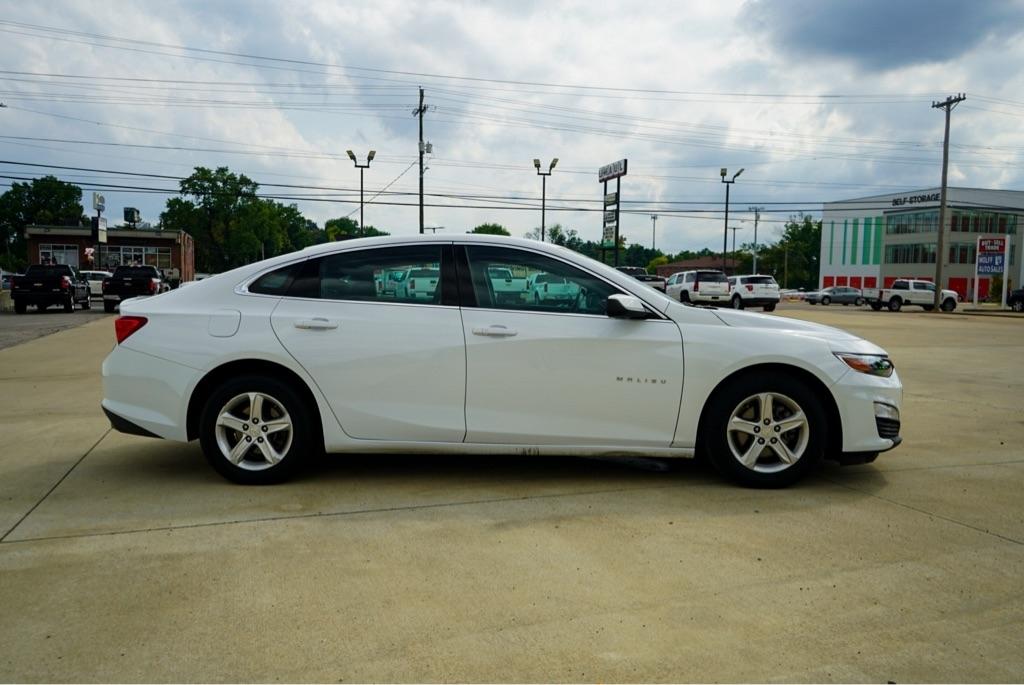Chevrolet Malibu 1FL 2021