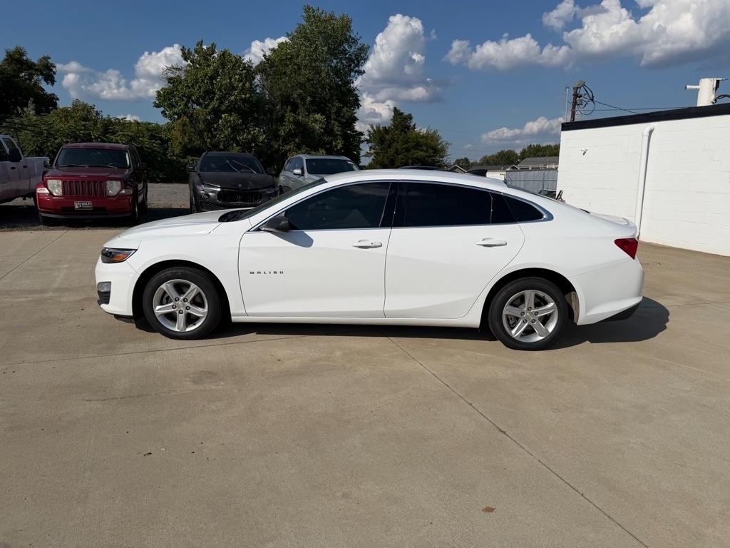 Chevrolet Malibu photo 9