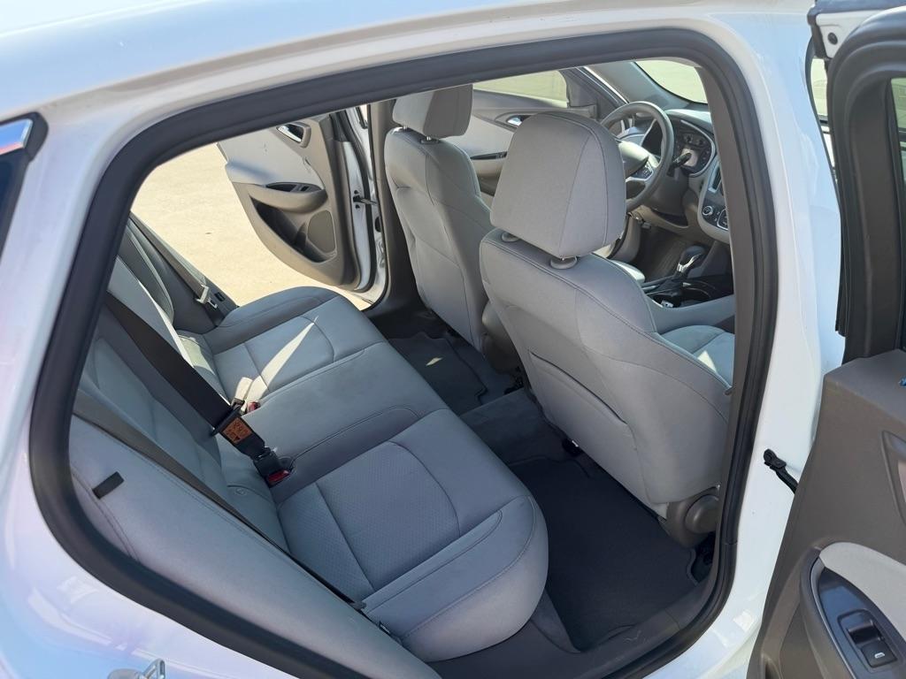 Chevrolet Malibu photo 11