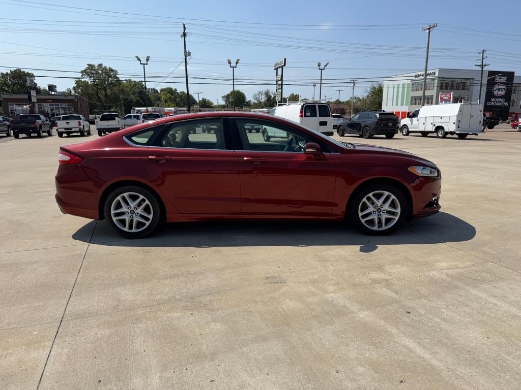 Ford Fusion photo 5