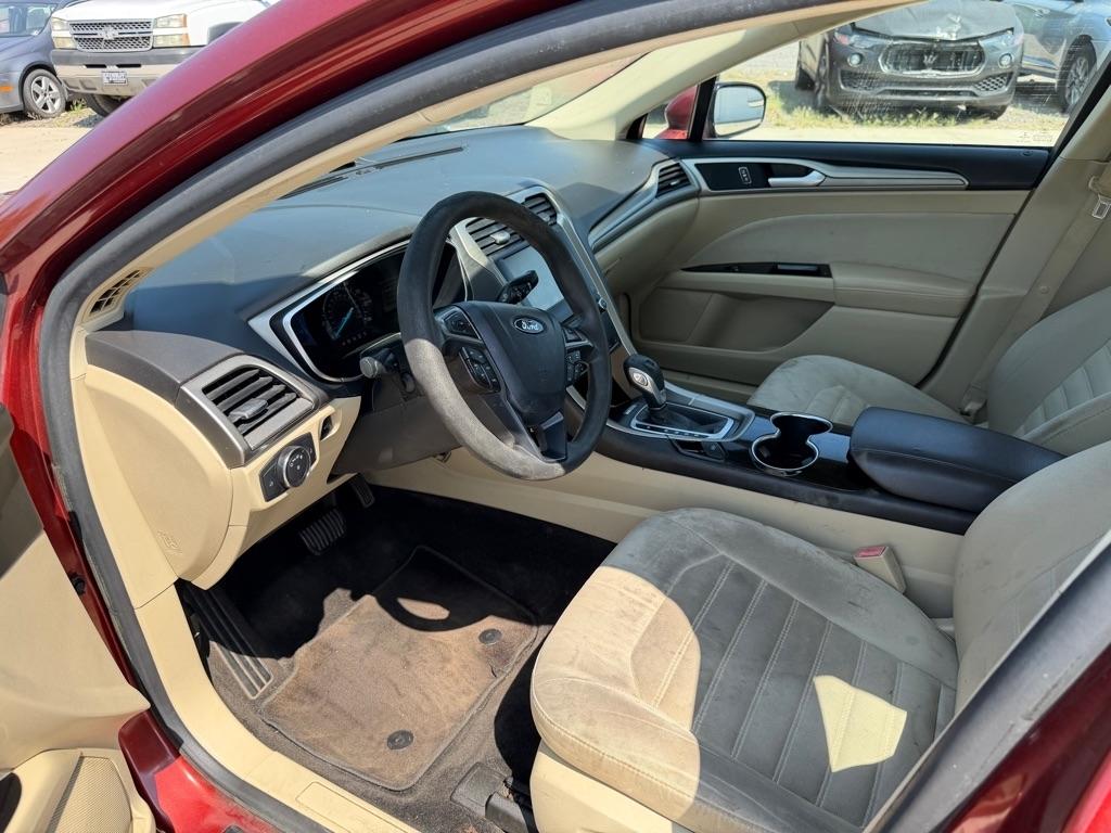 Ford Fusion photo 14