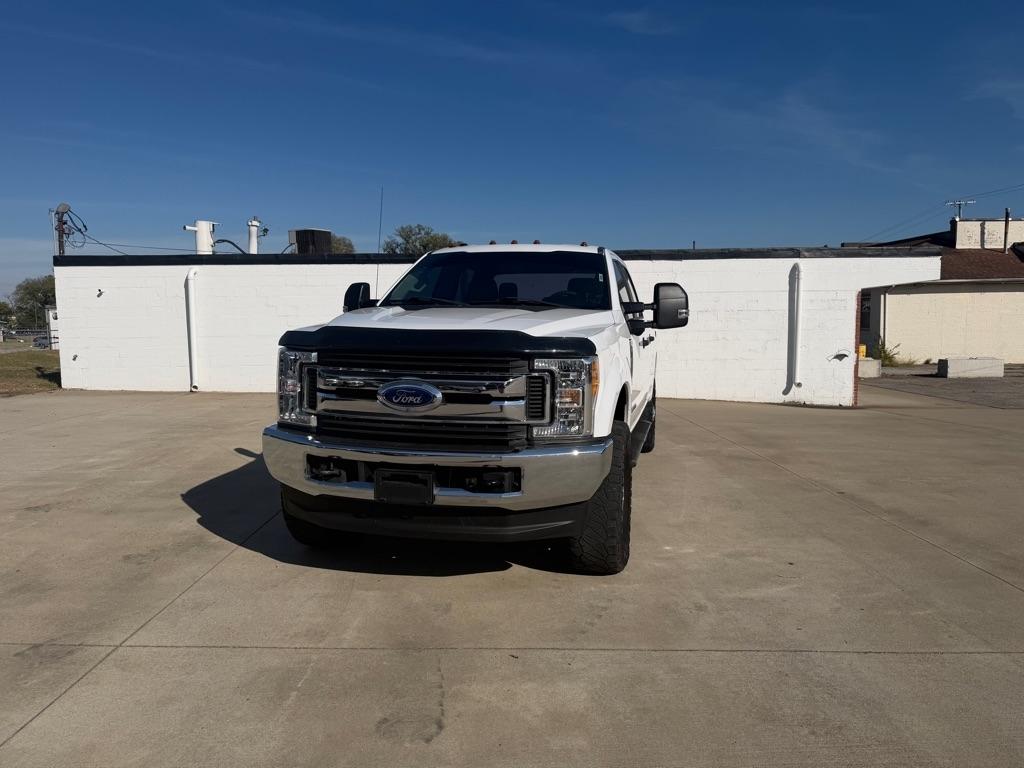 Ford F-250 SD King Ranch Crew Cab 4WD 2017