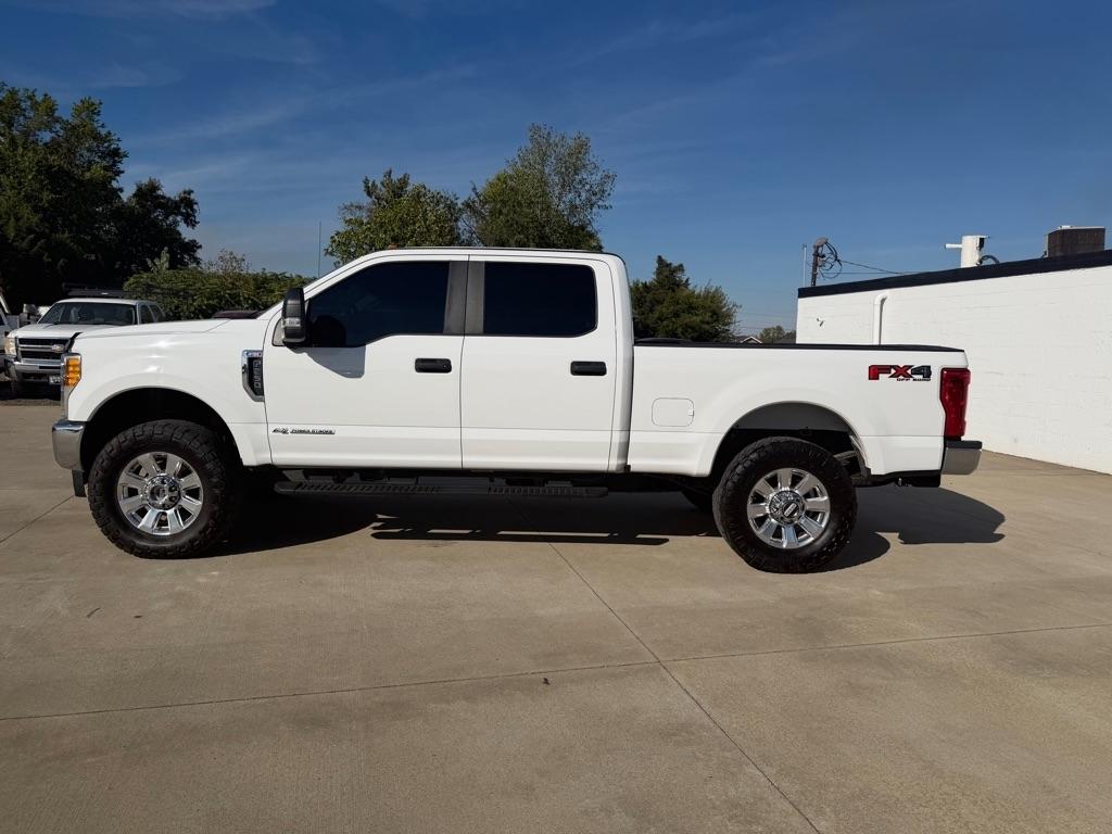 Ford F-250 SD King Ranch Crew Cab 4WD 2017