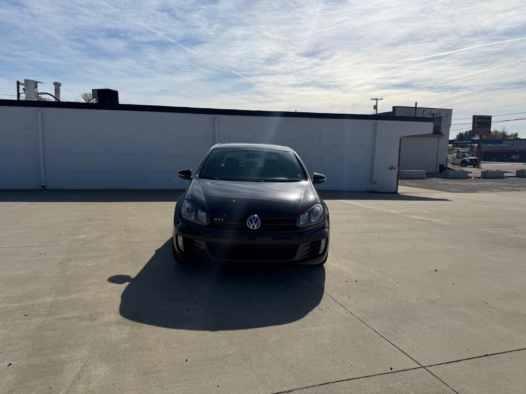 Volkswagen GTI 2-door 2012