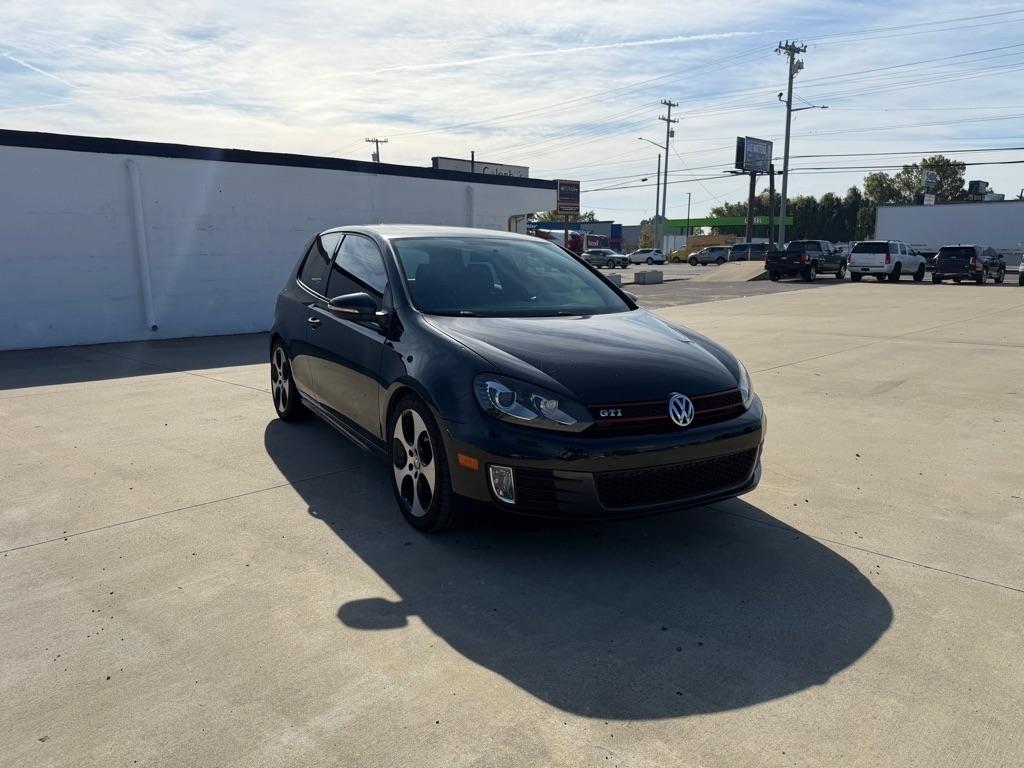 Volkswagen GTI 2-door 2012