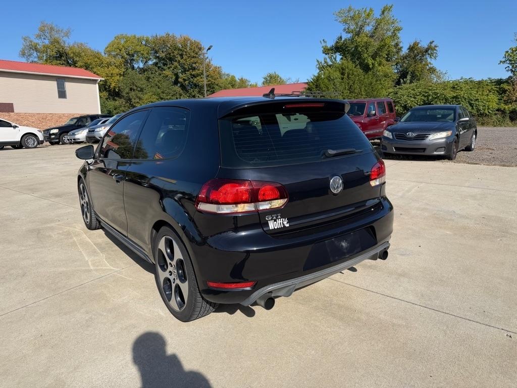 Volkswagen GTI 2-door 2012
