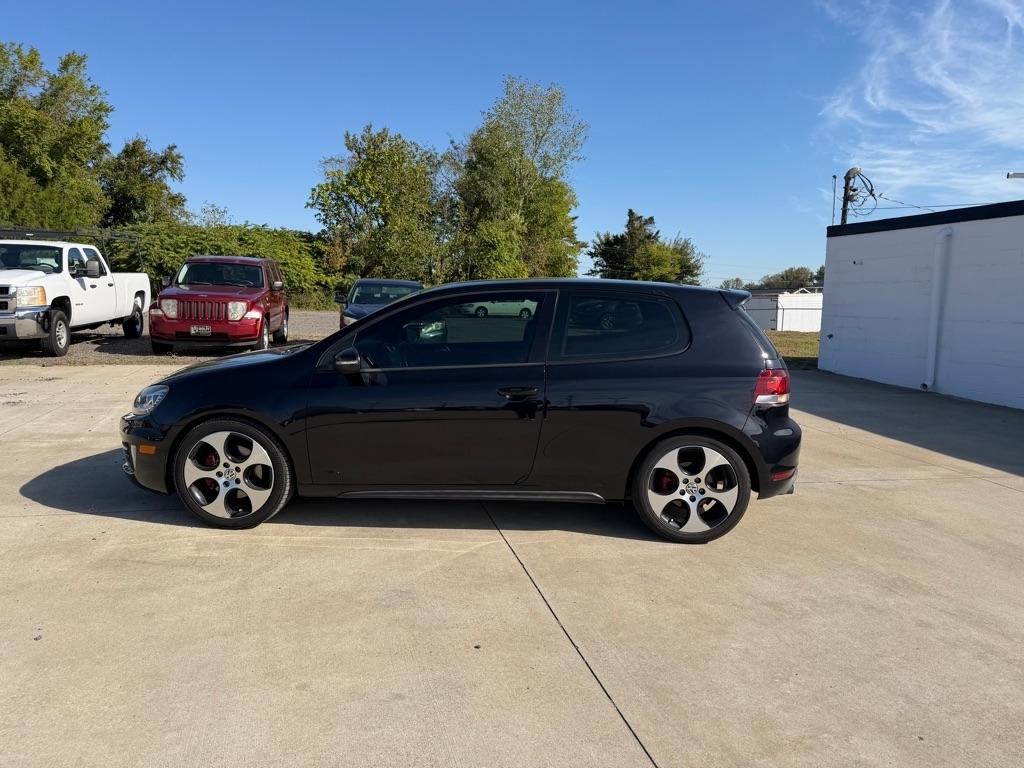 Volkswagen GTI 2-door 2012