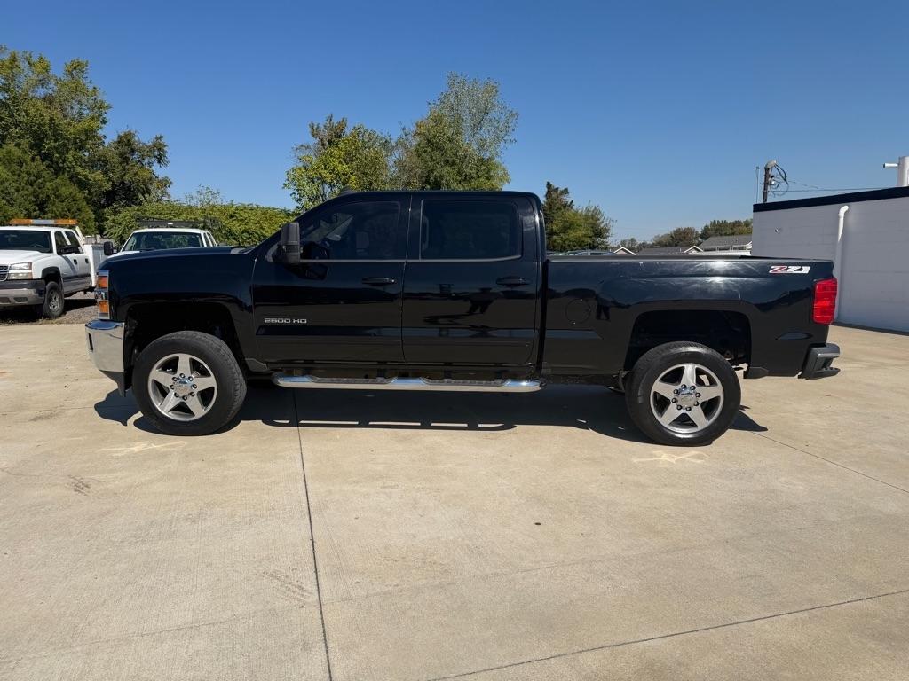 Chevrolet Silverado 2500HD LT Crew Cab 4WD 2017