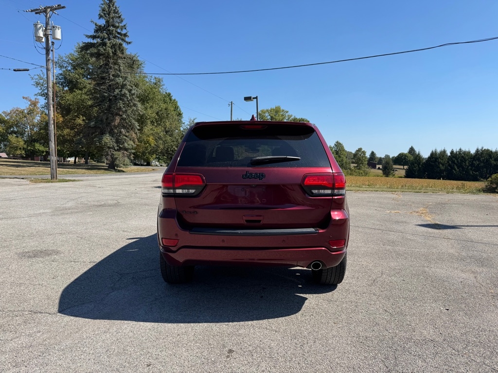 Jeep Grand Cherokee Laredo 4WD 2017 Jeep Grand Cherokee Laredo 4WD 2017