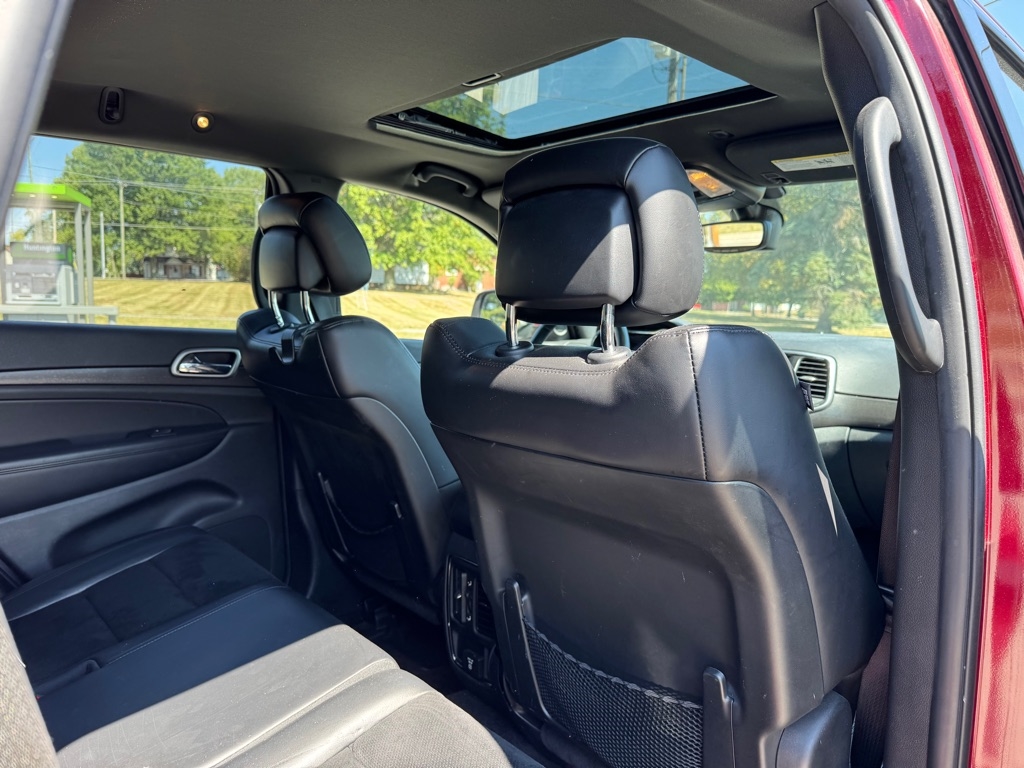 Jeep Grand Cherokee Laredo 4WD 2017 Jeep Grand Cherokee Laredo 4WD 2017