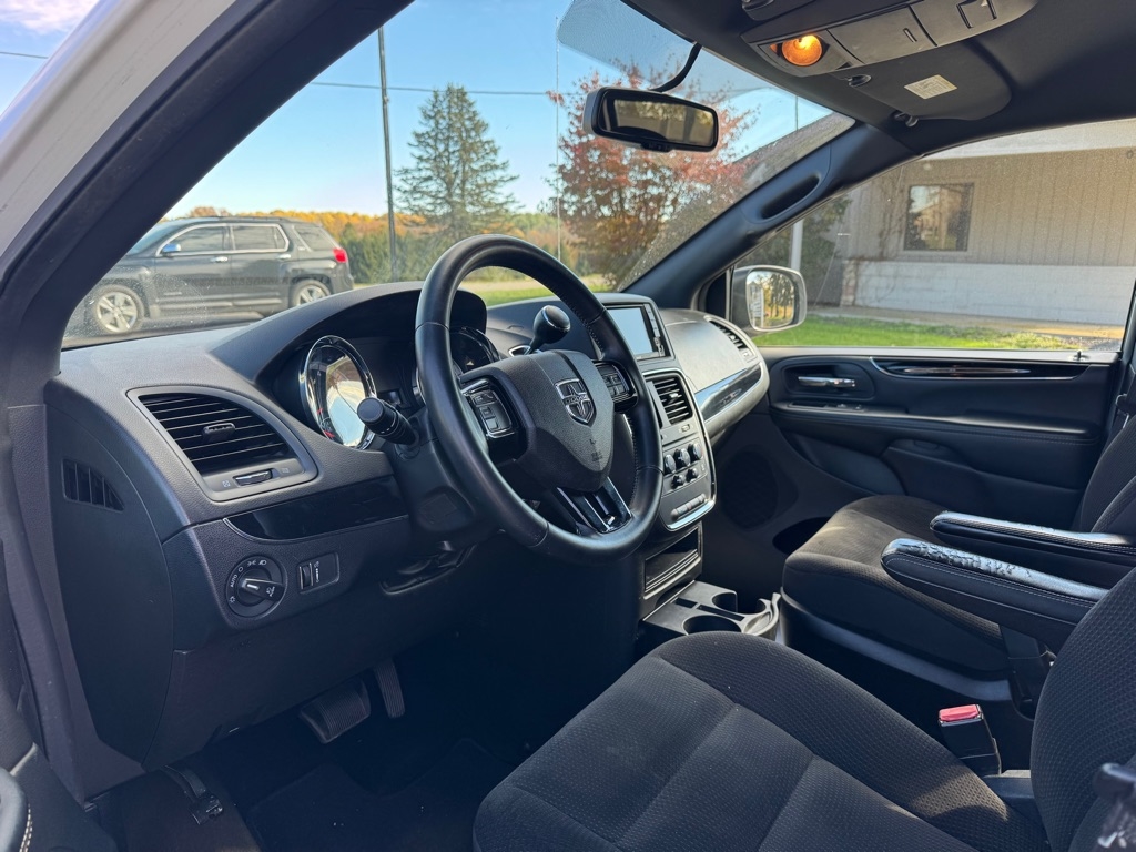Dodge Grand Caravan SE 2018