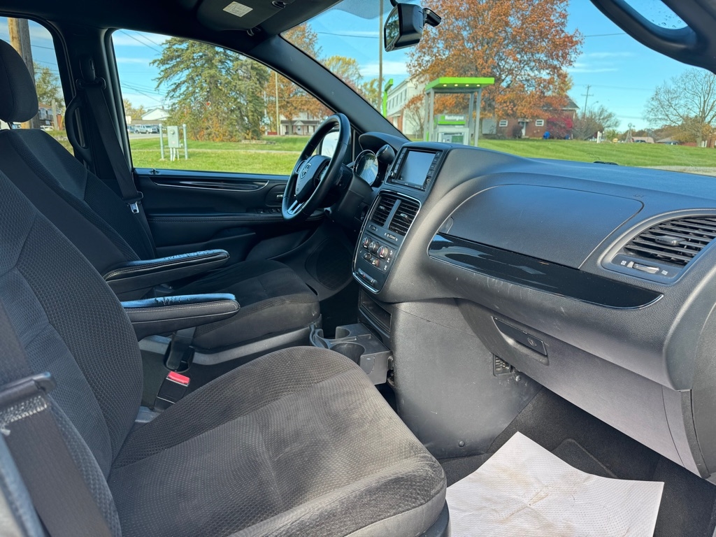 Dodge Grand Caravan SE 2018