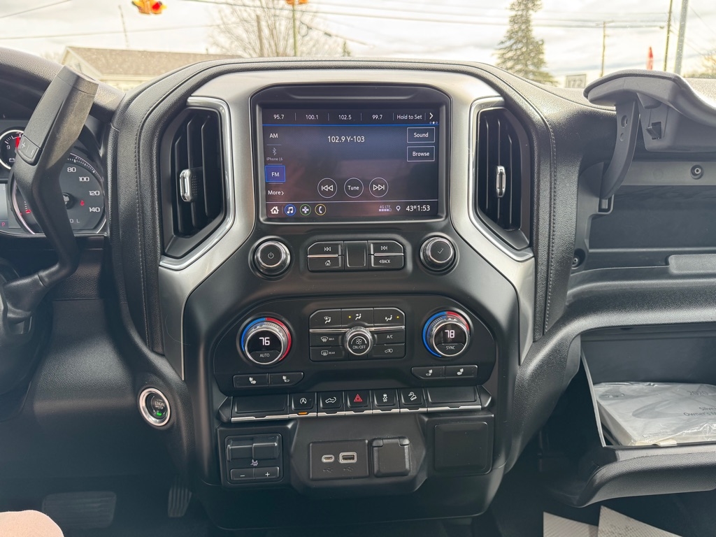 Chevrolet Silverado 1500 RST Double Cab 4WD 2020