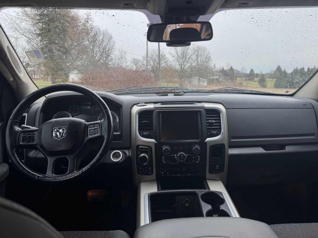 RAM 1500 SLT Crew Cab LWB 4WD 2014