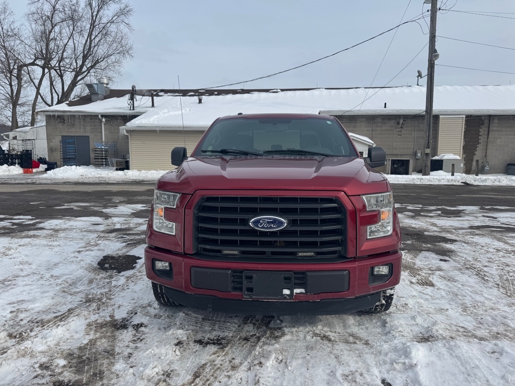 Ford F-150 XL SuperCab 8-ft. 2WD 2015