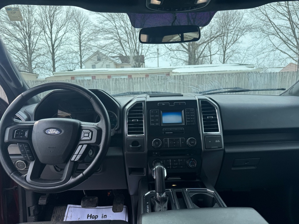 Ford F-150 XL SuperCab 8-ft. 2WD 2015