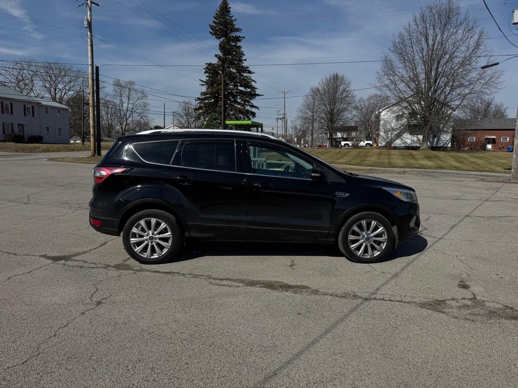 Ford Escape Titanium 4WD 2017