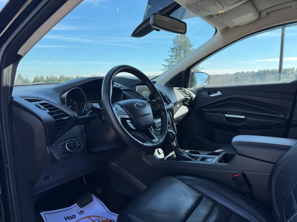 Ford Escape Titanium 4WD 2017