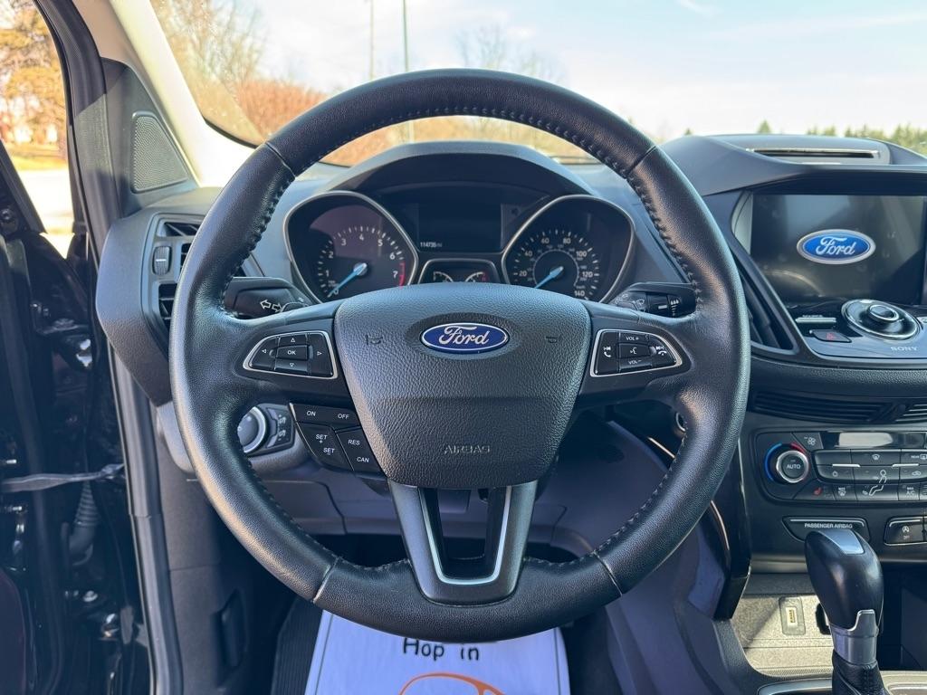 Ford Escape Titanium 4WD 2017