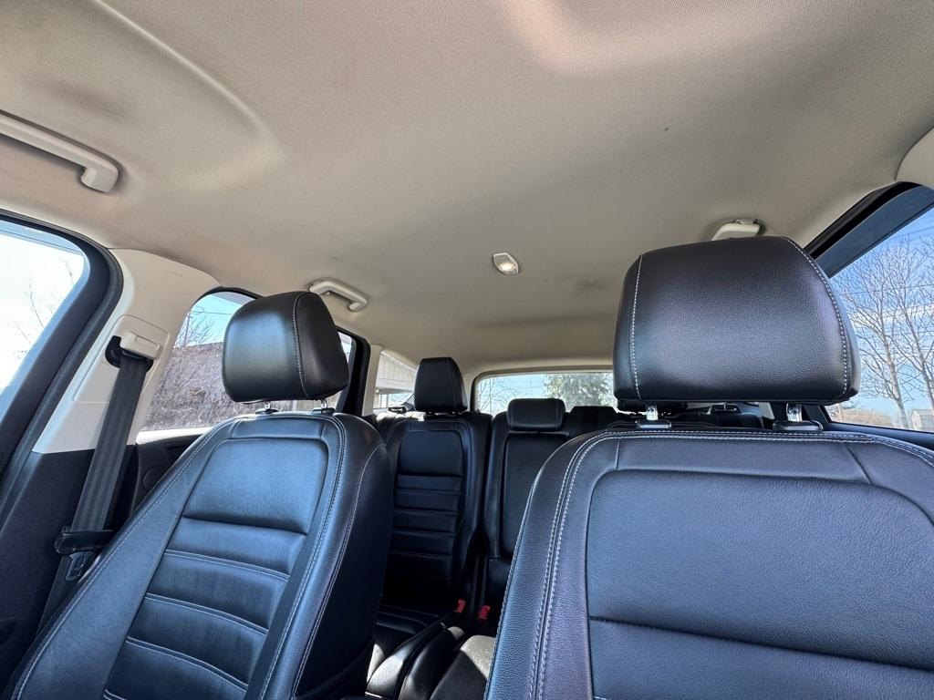 Ford Escape Titanium 4WD 2017