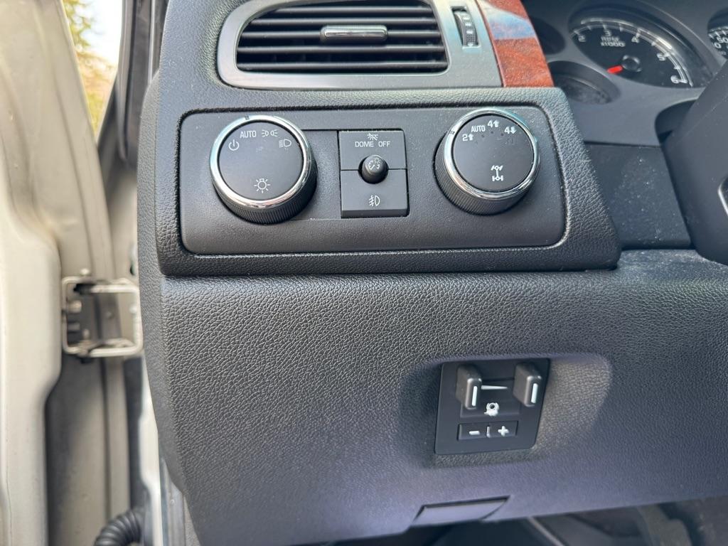 Chevrolet Silverado 1500 LTZ Crew Cab 4WD 2008