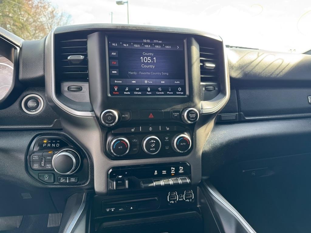 RAM 1500 Big Horn Crew Cab SWB 4WD 2019