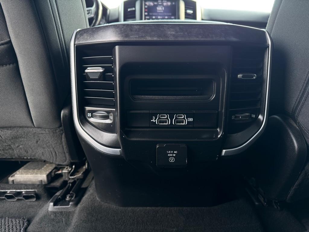 RAM 1500 Big Horn Crew Cab SWB 4WD 2019