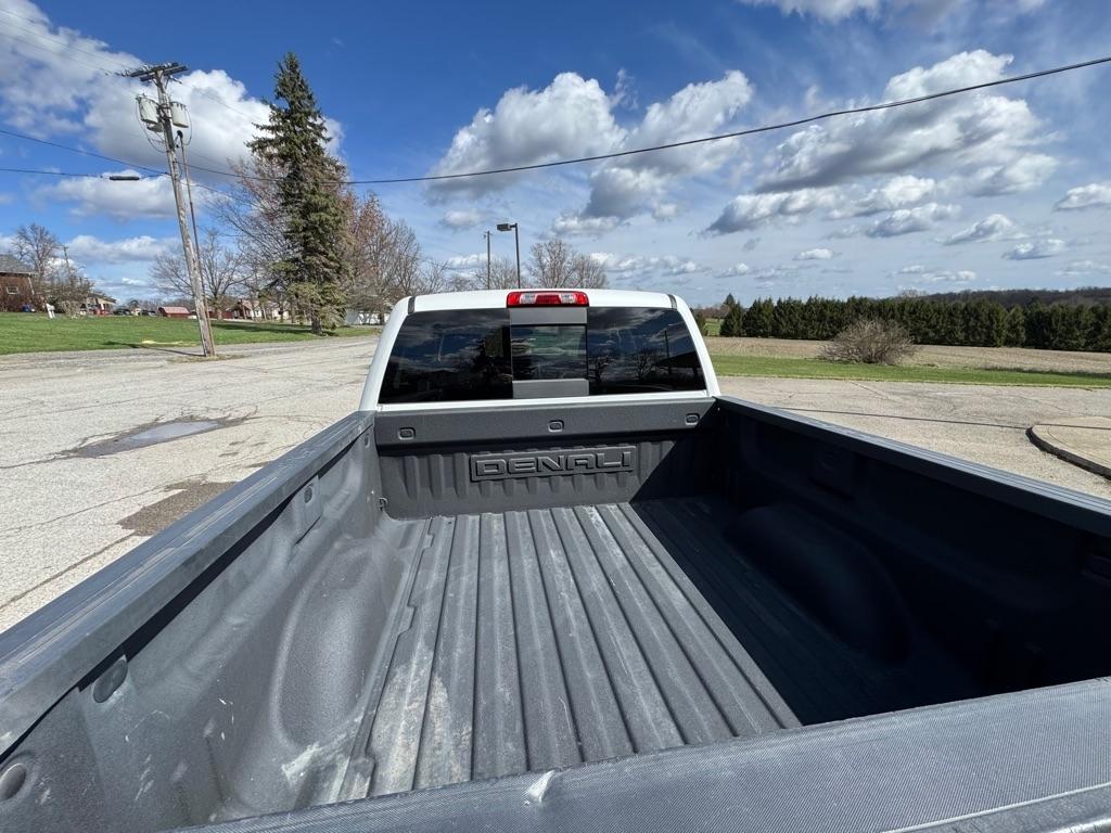 GMC Sierra 1500 Denali Crew Cab Long Box 4WD 2018