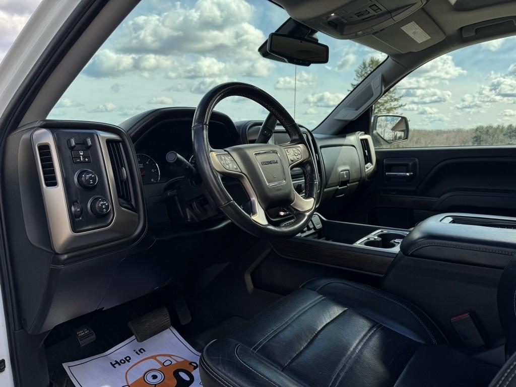 GMC Sierra 1500 Denali Crew Cab Long Box 4WD 2018