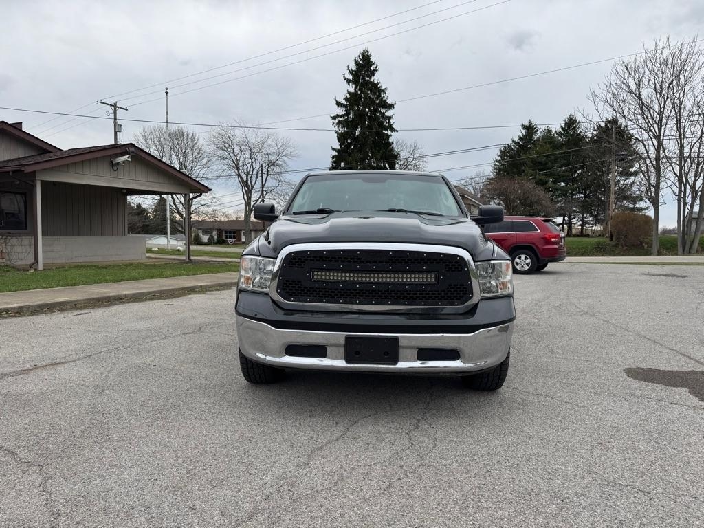 RAM 1500 SLT Quad Cab 4WD 2016