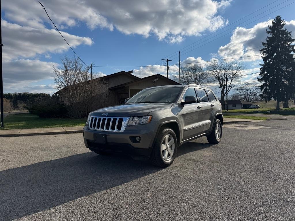 Jeep Grand Cherokee Laredo 4WD 2011