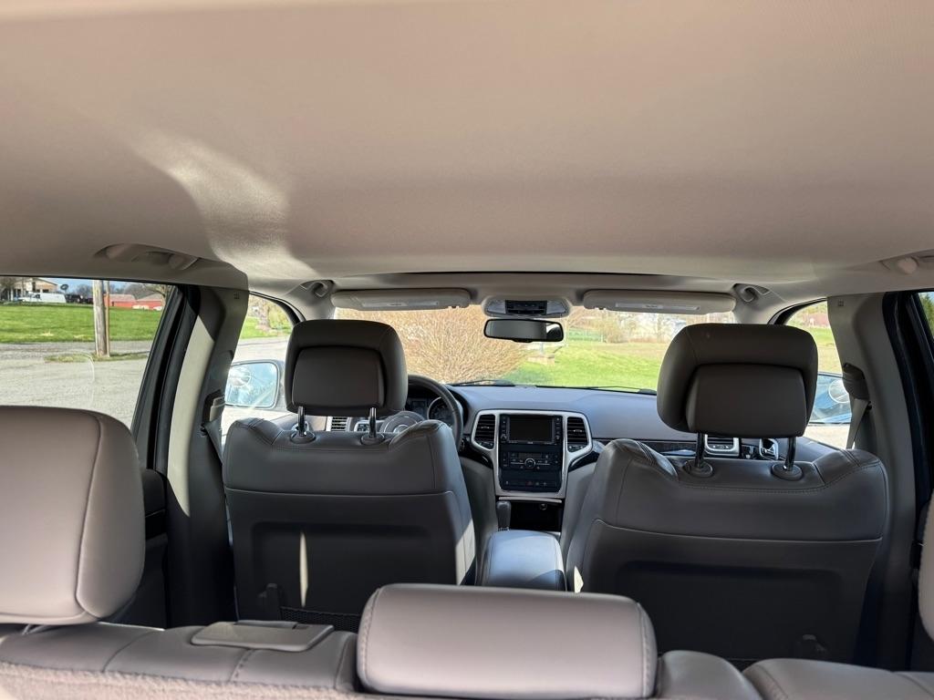 Jeep Grand Cherokee Laredo 4WD 2011