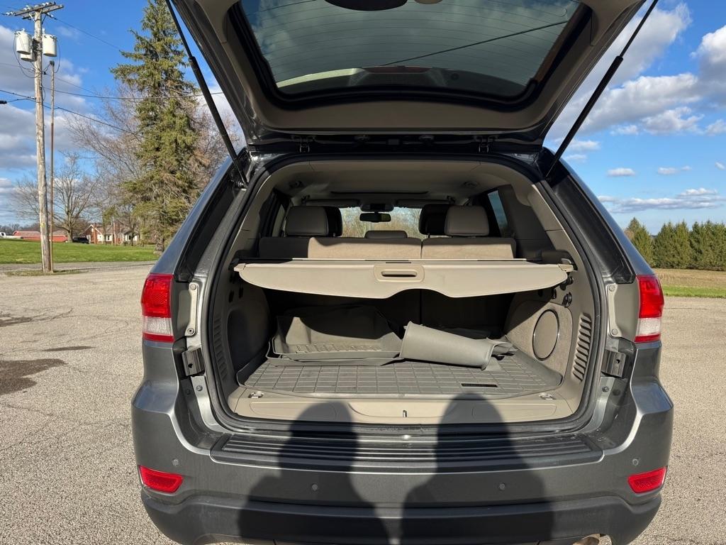 Jeep Grand Cherokee Laredo 4WD 2011